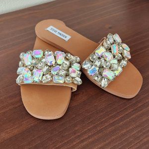STEVE MADDEN EMBELLISHED FLAT SANDALS (Think Barbie!)
